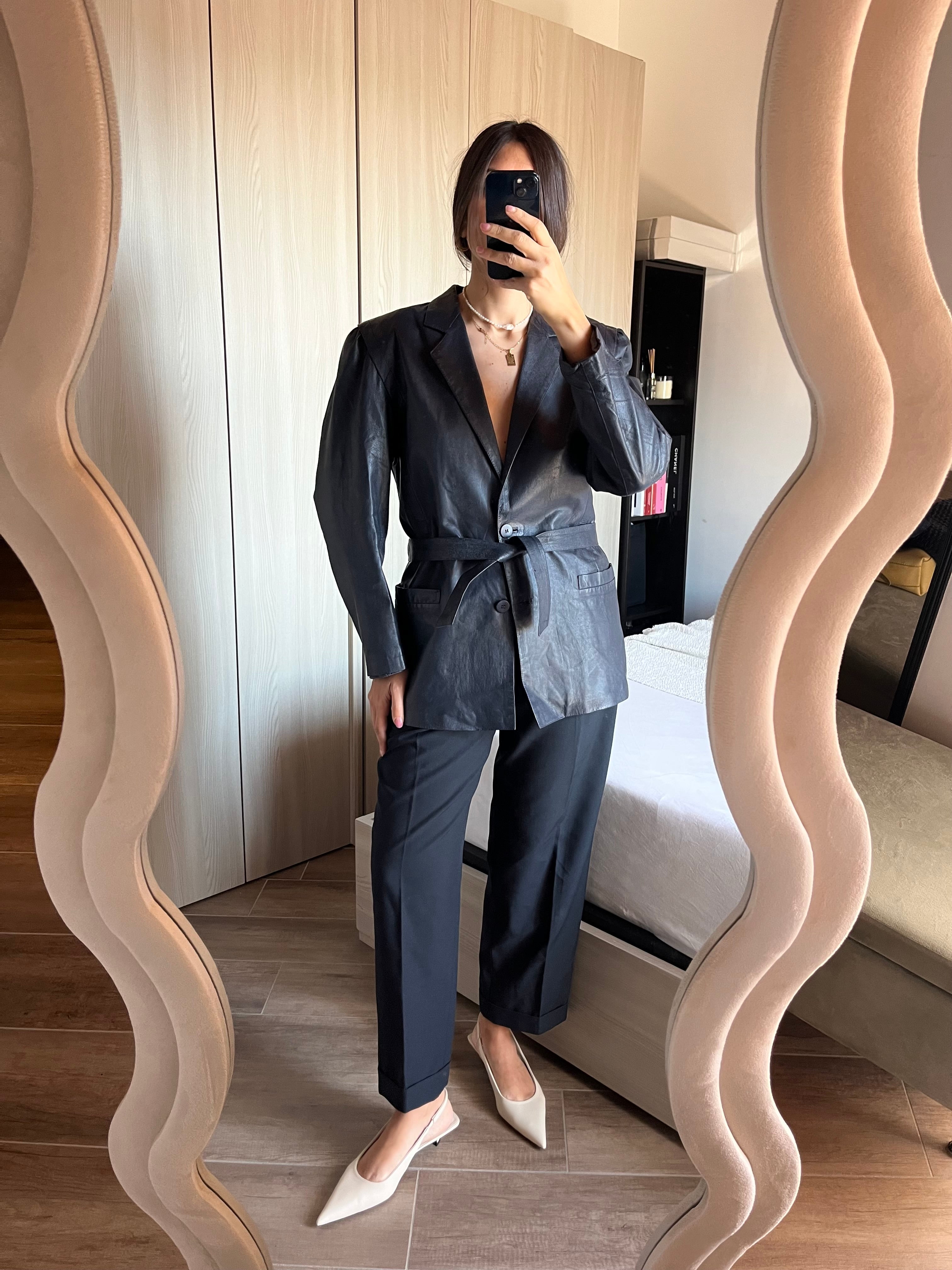 Giacca in Vera Pelle con cintura blue Navy