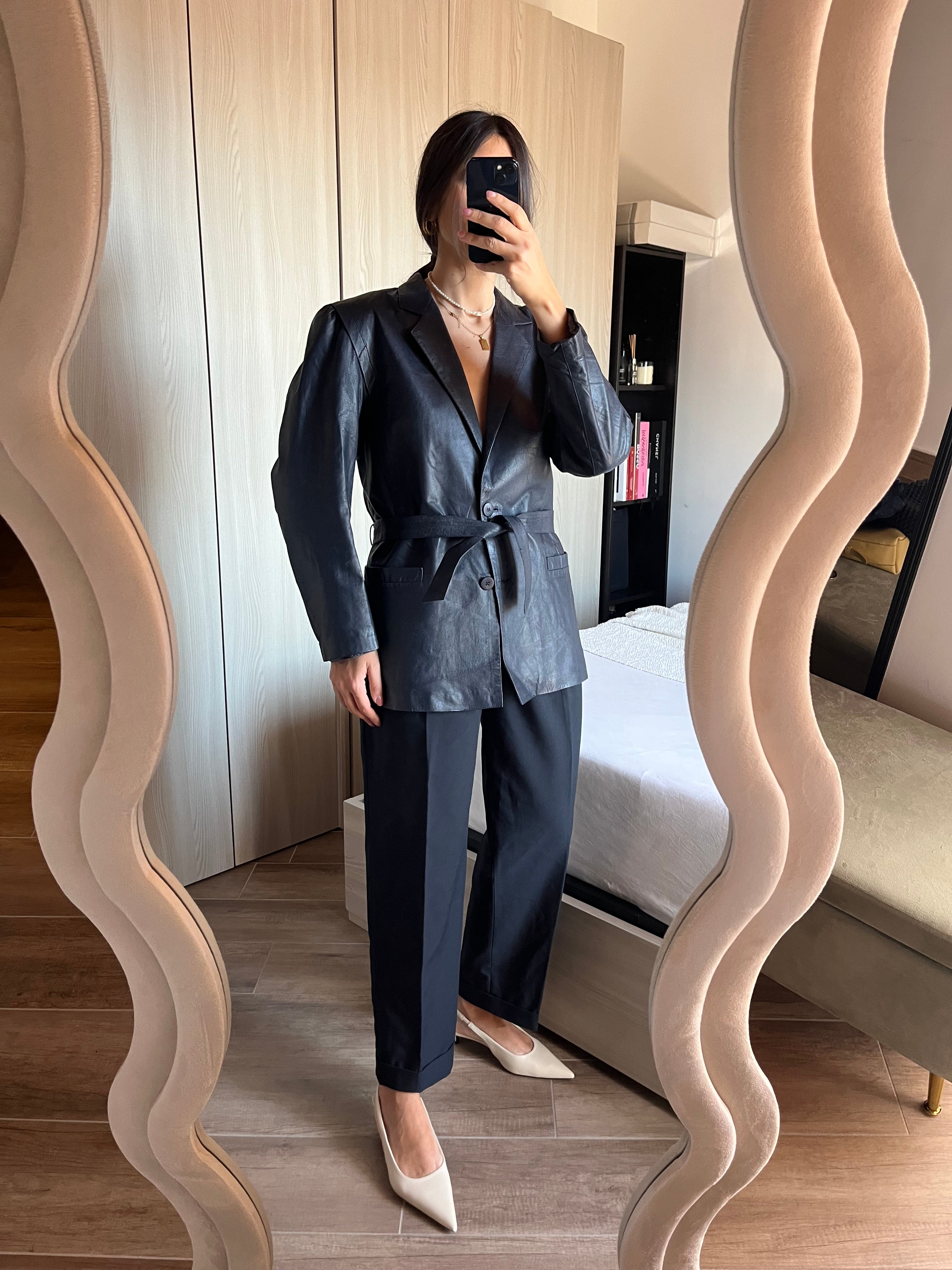 Giacca in Vera Pelle con cintura blue Navy